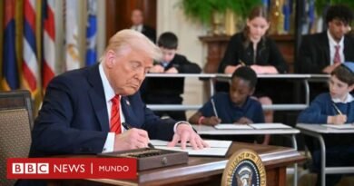 Qué hace el Departamento de Educación de EE.UU. y por qué Trump firmó una orden ejecutiva para empezar a desmantelarlo - BBC News Mundo
