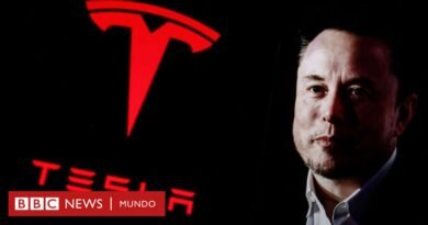 Elon Musk anuncia que reducirá 