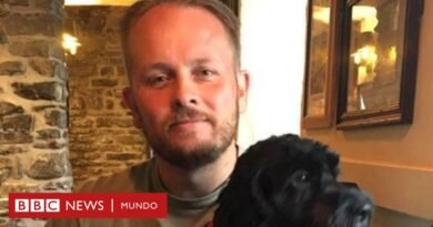 La sorpresa de un británico al ver que EE.UU. usa su tatuaje para identificar a miembros de la banda criminal venezolana Tren de Aragua - BBC News Mundo