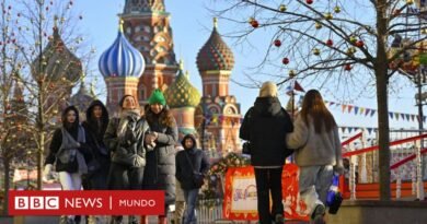 Por qué EE.UU. no incluyó a Rusia en la lista de países afectados por los aranceles - BBC News Mundo