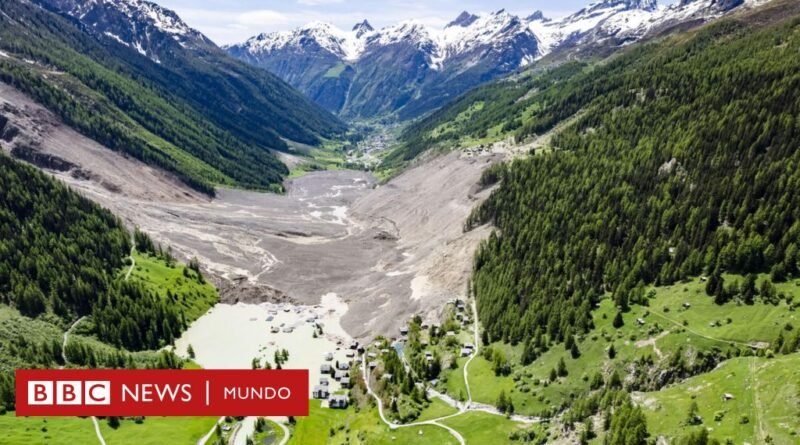 Las impresionantes imágenes que muestran cómo quedó el pueblo suizo sepultado por el derrumbe de un glaciar - BBC News Mundo