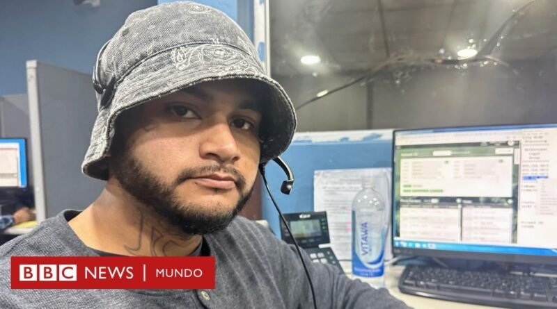 Los expandilleros deportados por EE.UU. que tienen una segunda oportunidad en un centro de llamadas en México - BBC News Mundo