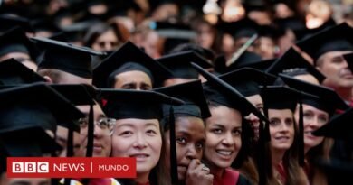 Por qué el gobierno de Trump quiere revocar las visas de los estudiantes chinos (y cómo reaccionó el gobierno de Pekín) - BBC News Mundo