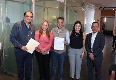 NO MÁS ESCUELAS PATITO”: GRUPO LEGISLATIVO PAN