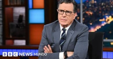 La polémica cancelación del programa de Steven Colbert (y por qué Trump dice que está encantado con la decisión de la cadena CBS) - BBC News Mundo