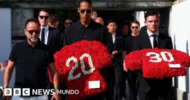 Las conmovedoras imágenes del funeral de Diogo Jota y su hermano André Silva - BBC News Mundo