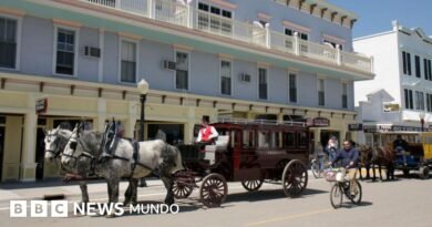 Mackinac, la isla estadounidense donde los autos están prohibidos desde hace más de un siglo y 