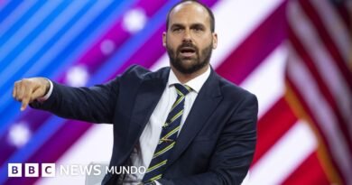 Quién es Eduardo Bolsonaro y qué papel tiene el hijo del expresidente en la disputa entre Brasil y EE.UU. - BBC News Mundo