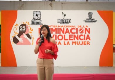 Más de 250 mujeres participan en ponencia sobre prevención de la violencia en el marco del 25N