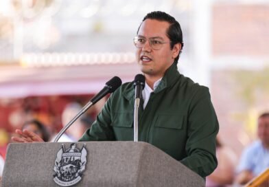 Chepe Guerrero e IFEQ inauguran nuevas aulas en escuelas de San José de Los Olvera y El Romeral