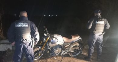 Recuperan Policías de Colón una Motocicleta Robada* Recuperan Policías de Colón una Motocicleta Robada*