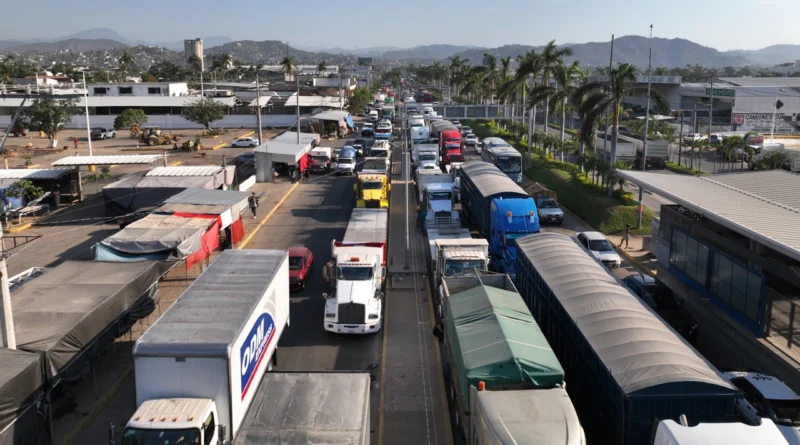 Regreso vacacional se complica: transportistas anuncian movilización nacional y posibles bloqueos carreteros