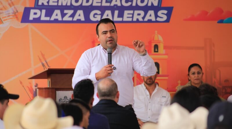 Entrega Gobierno Municipal de Colón la Plaza de Galeras rehabilitada, con apoyo de Gobierno del Estado, Microsoft y Nación Verde* 