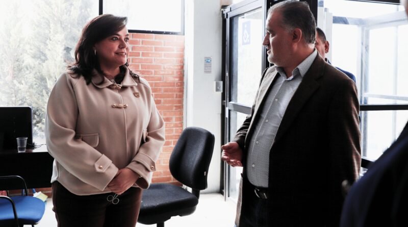 Abre UAQ Bufete Contable Administrativo en campus Cadereyta