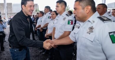 Fortalece Rodrigo Monsalvo la seguridad en El Marqués con nuevas patrullas y gimnasio policial