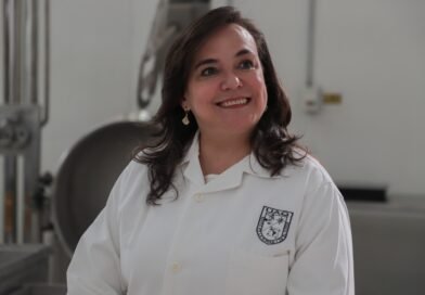 Fomenta UAQ valorización del suero lácteo como alternativa sostenible en diversos ámbitos