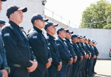 Beto Nava anuncia incremento salarial del 10 por ciento para policías municipales de Pedro Escobedo