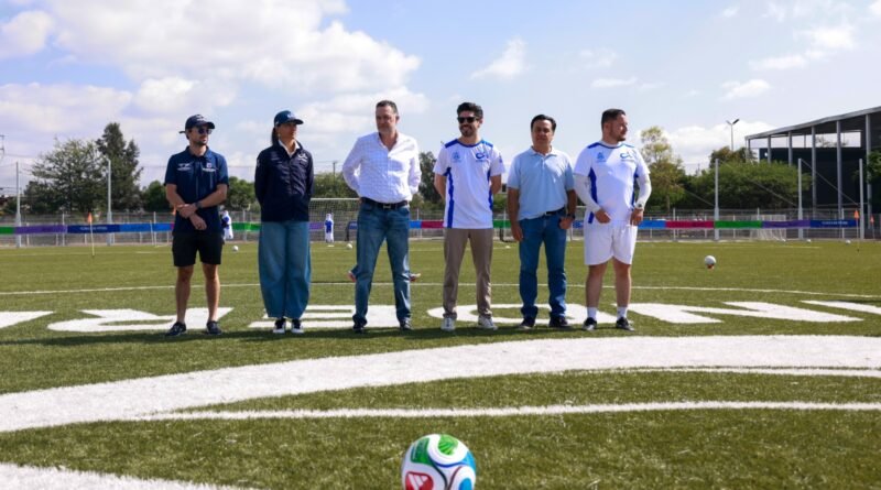 Convive Gobernador con participantes de la Clínica de Fútbol Indereq 2026 - RR Noticias