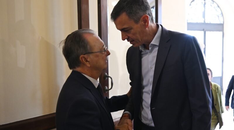 El Gobierno admite que no vio venir la crisis de Ceuta: “Si hubiéramos tenido información, no habrían entrado 50.000 en 24 horas”