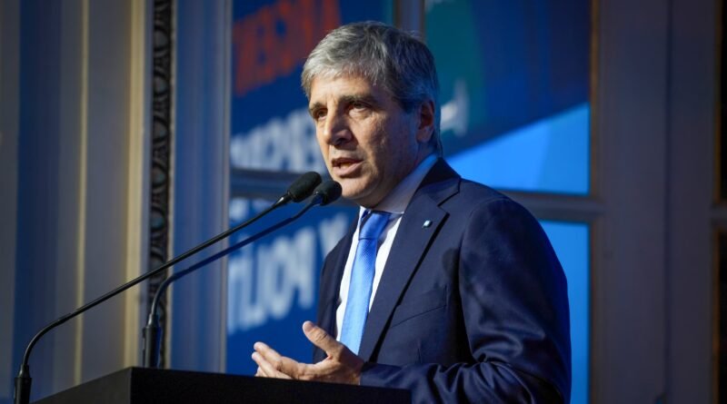 El Gobierno de Milei busca ampliar su régimen de “inocencia fiscal” para captar dólares informales