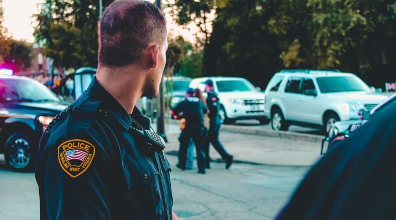 ICE planea abrir cuatro nuevos centros de detención con capacidad para más de 5 mil migrantes  - RR Noticias