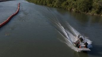 INM pide a migrantes no cruzar Río Bravo por aumento del caudal - RR Noticias