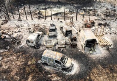 La periferia de Burdeos, en vilo por los incendios: “Sabemos que en cualquier momento tendremos que irnos” 