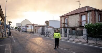 Los incendios que arrasan Madrid y Ávila siguen ardiendo sin control: “Es un día muy difícil con una situación muy adversa”