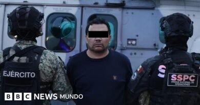 México detiene a R1: quién es el sospechoso de idear el asesinato del alcalde Carlos Manzo y la modelo Valeria Márquez - BBC News Mundo
