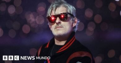 Muere a los 50 años el DJ francés Kavinsky, autor del clásico electrónico “Nightcall” – BBC News Mundo Muere a los 50 años el DJ francés Kavinsky, autor del clásico electrónico “Nightcall” - BBC News Mundo