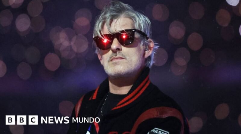 Muere a los 50 años el DJ francés Kavinsky, autor del clásico electrónico “Nightcall” - BBC News Mundo