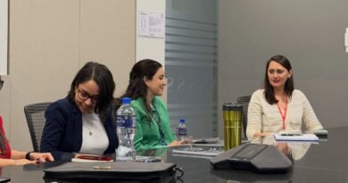 Mujeres aprovechan programas municipales de empleo - RR Noticias