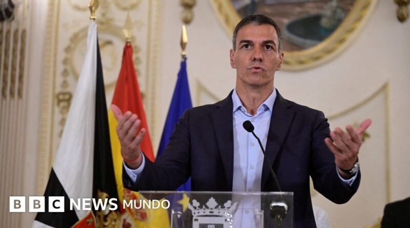 Pedro Sánchez denuncia