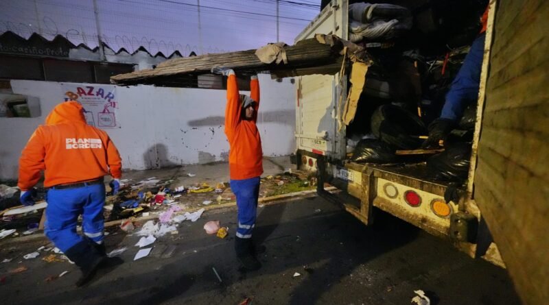 Servicios Públicos revisa a ciudadanos que tiran basura - RR Noticias