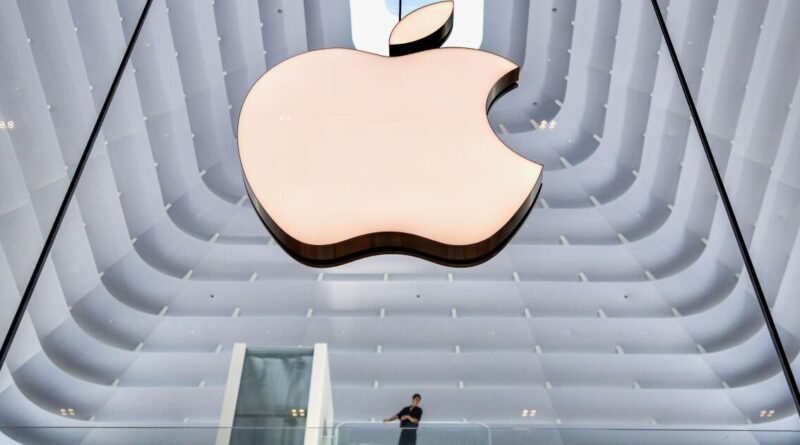 Siri salva a Apple y recupera el trono como la empresa más valiosa del mundo