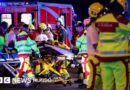 Un muerto y 15 heridos en la Marcha del Orgullo en Berlín después de que un vehículo arrollara a la multitud - BBC News Mundo