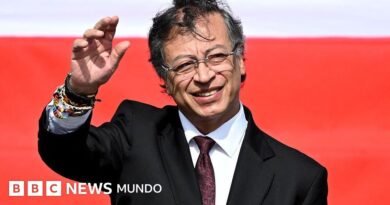 3 maneras en las que Petro marcó un antes y un después en Colombia (y cuál será su rol tras dejar la presidencia) - BBC News Mundo