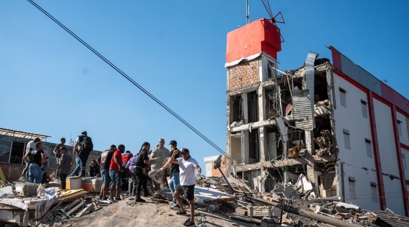 Al menos 70 muertos tras un terremoto de 7,4 en Colombia