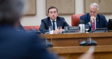 Albares califica de “indispensable” la cooperación de Marruecos y carga contra Italia por insolidaria