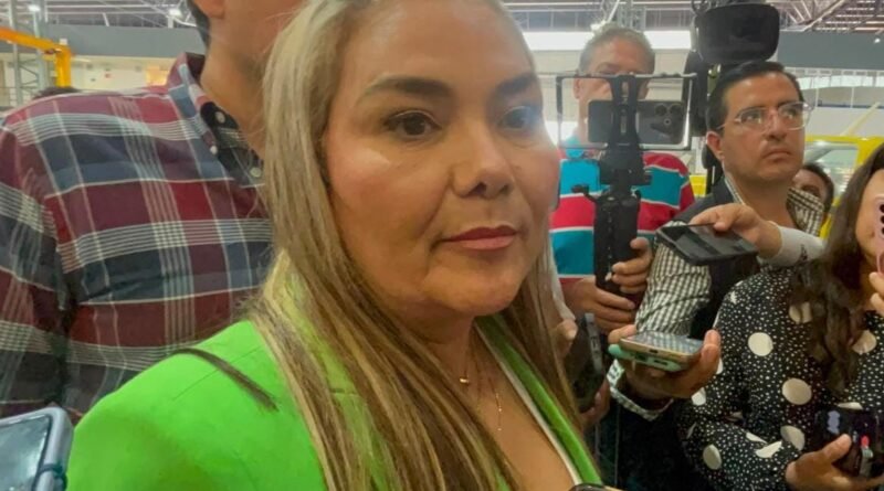 Atienden inquietudes de más de 150 maestros por proceso de ascenso de USICAMM - RR Noticias