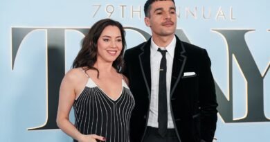 Aubrey Plaza, madre de su primer hijo junto al actor Christopher Abbott