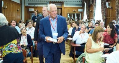 Borrell asegura que la política exterior de España “tiene un coste”