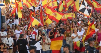 Ceuta vuelve a salir a la calle al mes de la gran entrada: “Aquí hay que luchar”