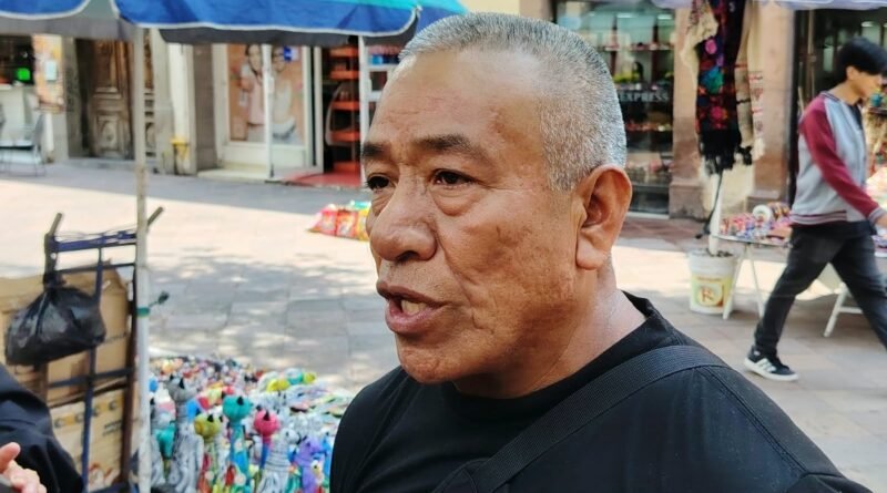 Comerciantes artesanos se quitarán cuando comiencen las clases - RR Noticias