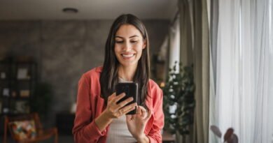 Cómo escapar de la burbuja que TikTok, Netflix y Spotify crearon para ti