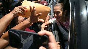 Debe haber suficientes espacios para estudiantes de preparatorias y universidades públicas: Sheinbaum - RR Noticias