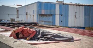 El Gobierno acelera los trámites para sacar en dos semanas a todos los inmigrantes de la calle y poder devolver a la mayoría