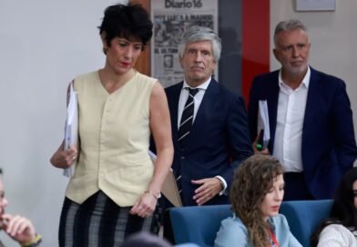 El Gobierno aprueba un anteproyecto para reformar las leyes de extranjería y de asilo