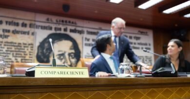 El PP acusa al Gobierno de cercenar a las fuerzas armadas en la incomparecencia de Robles sobre Ceuta