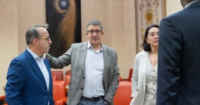 El PSOE busca una salida al choque entre Robles y Marlaska por los informes del CNI en Ceuta: “Las dos cosas pueden ser ciertas a la vez”
